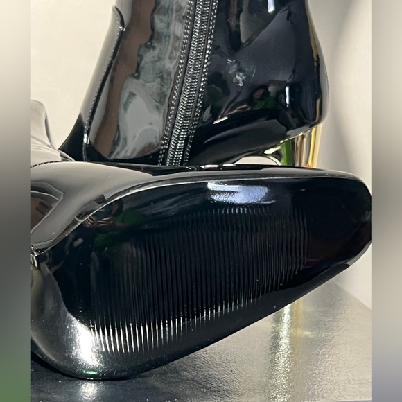 Chunky High Heel Black Patent Faux Leather Ankle Boots Size 8 - Picture 9 of 10